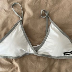CHOOKS LA BIKINI TOP NWOT